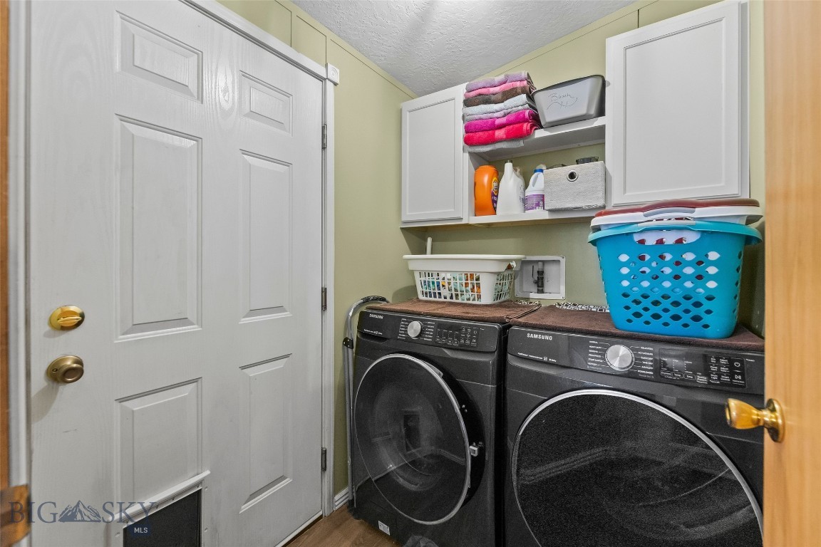 River Rock and Royal Village - Residential