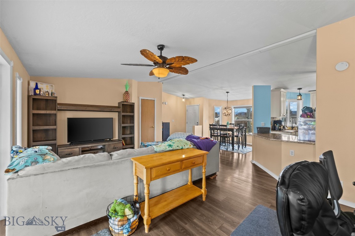 River Rock and Royal Village - Residential