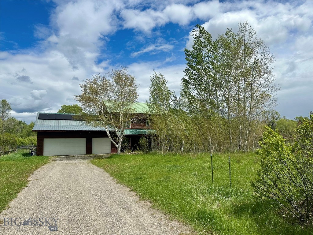 2225 Stagecoach Trail Road