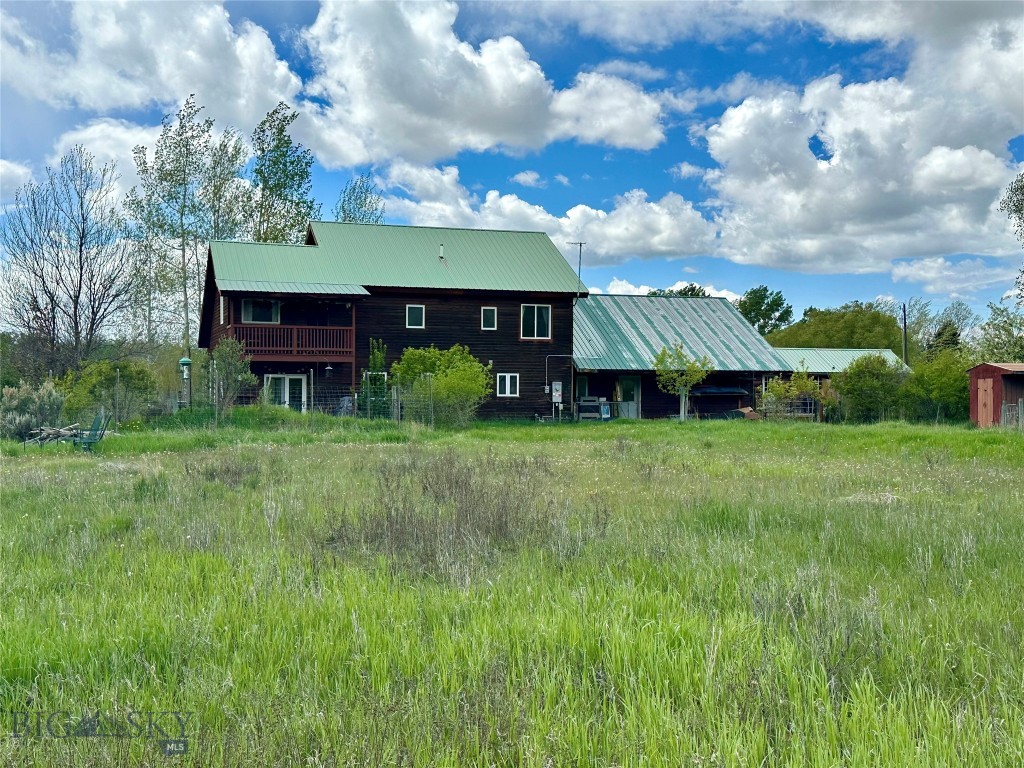 2225 Stagecoach Trail Road