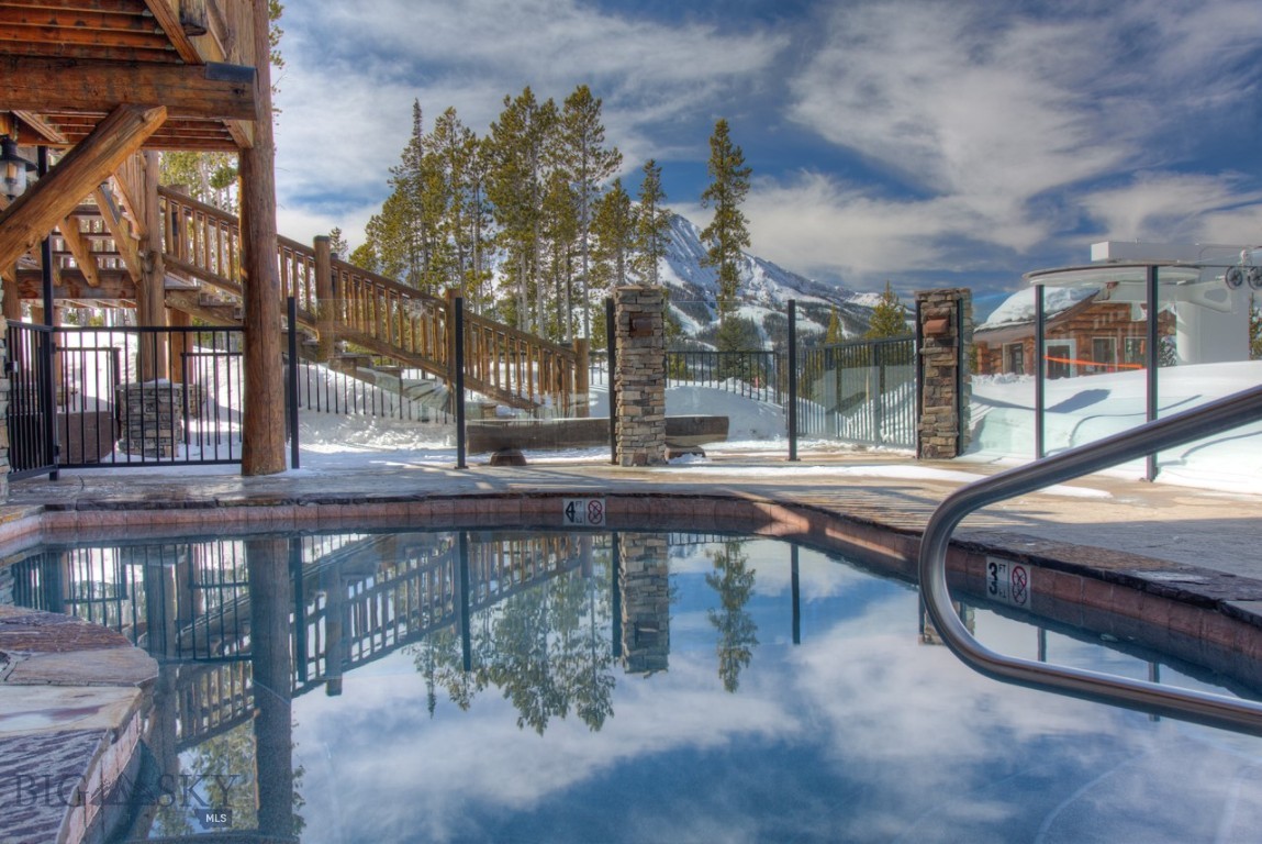 Cascade Ridge Condos - Residential