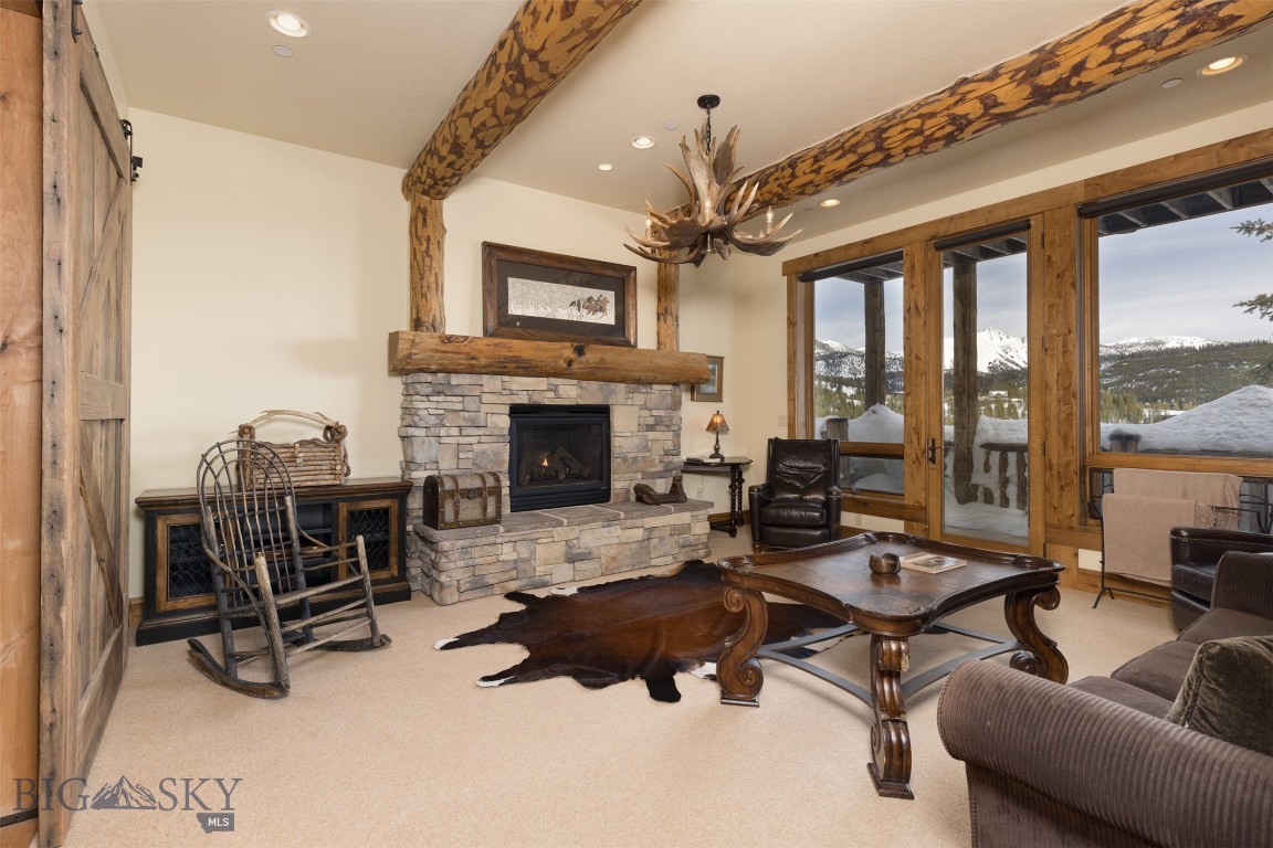 Cascade Ridge Condos - Residential