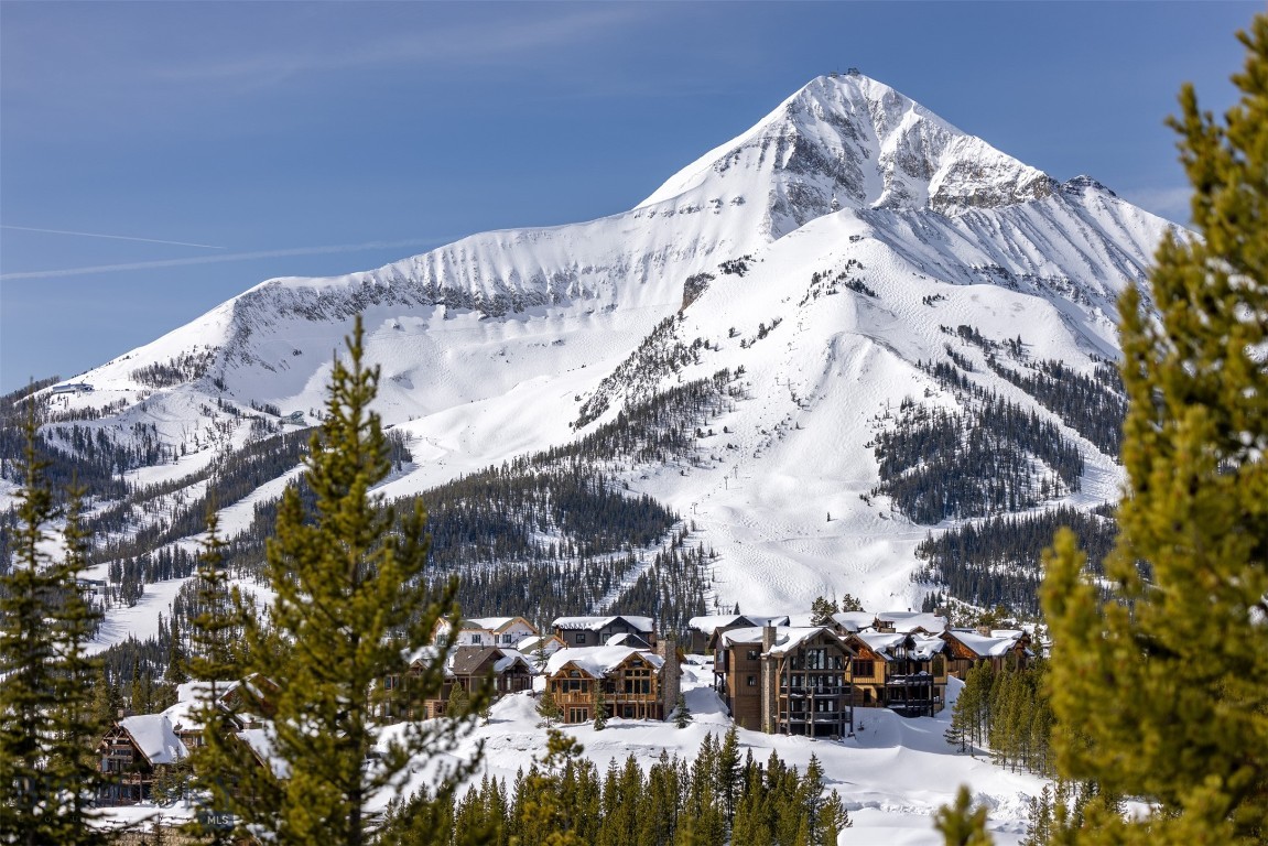 Cascade Ridge Condos - Residential