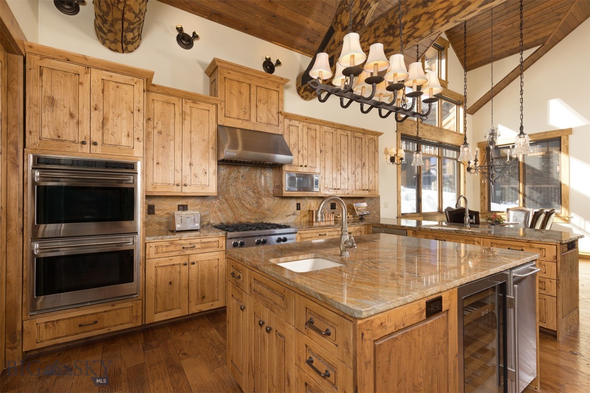 Cascade Ridge Condos - Residential