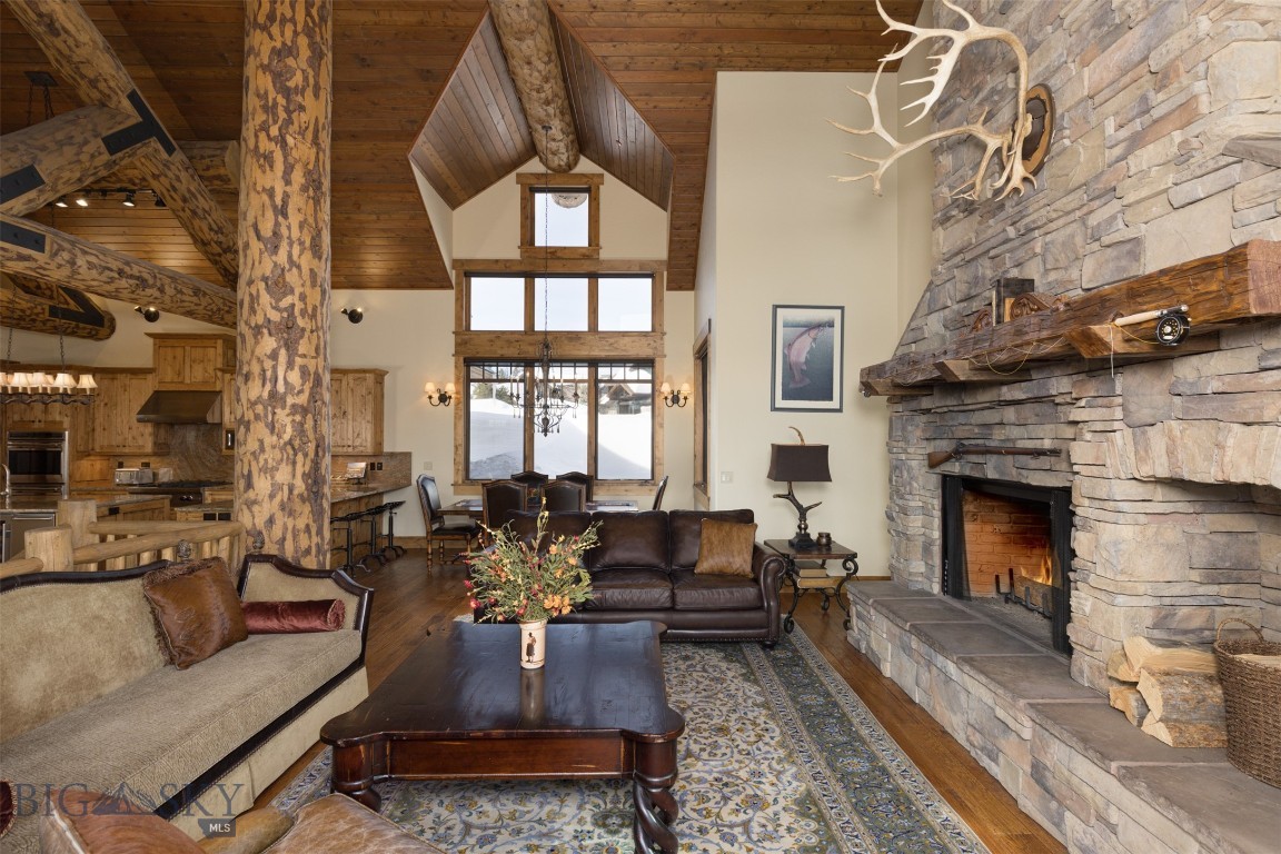 Cascade Ridge Condos - Residential
