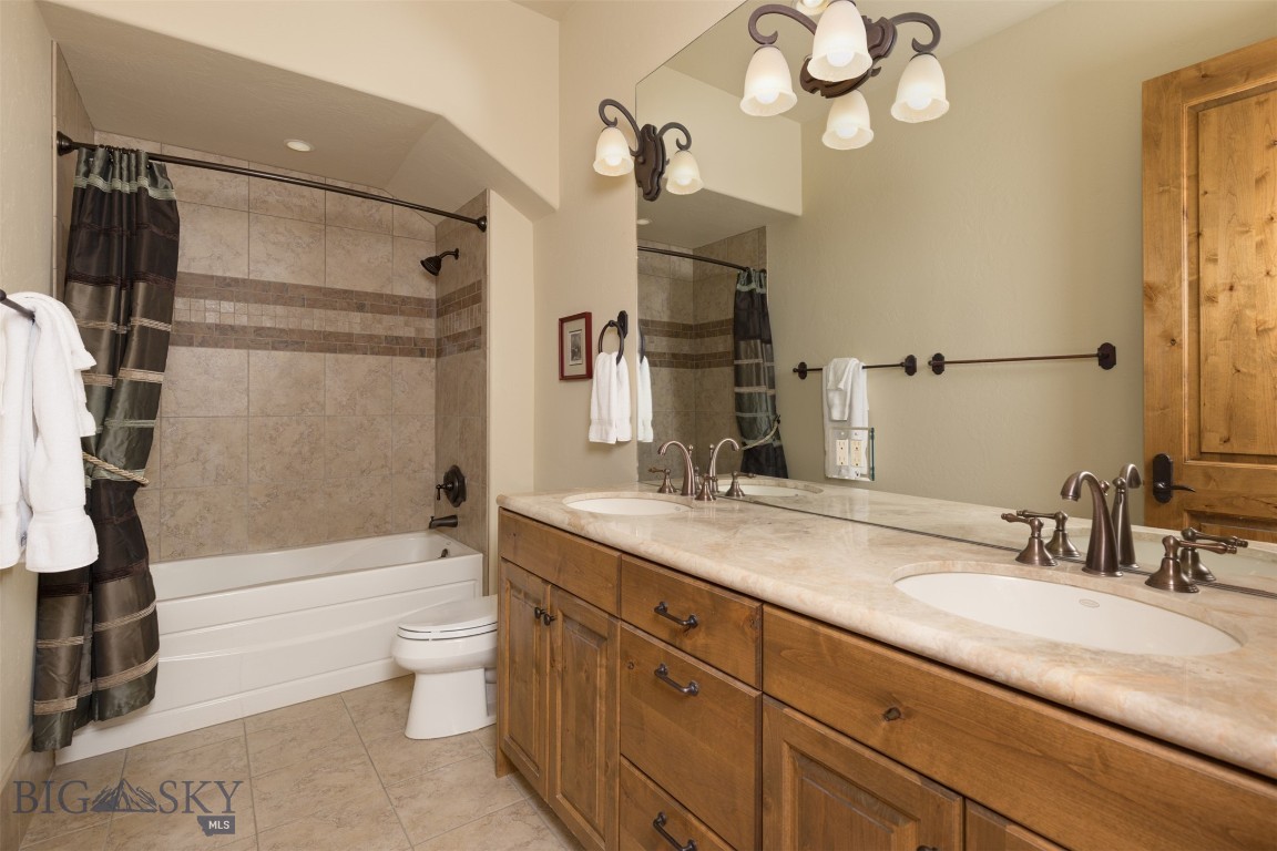 Cascade Ridge Condos - Residential