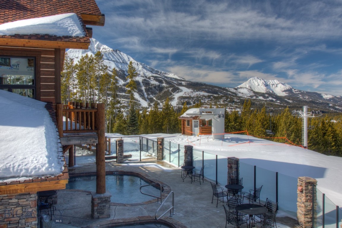 Cascade Ridge Condos - Residential