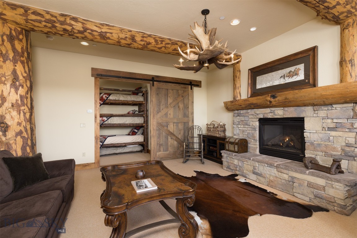 Cascade Ridge Condos - Residential