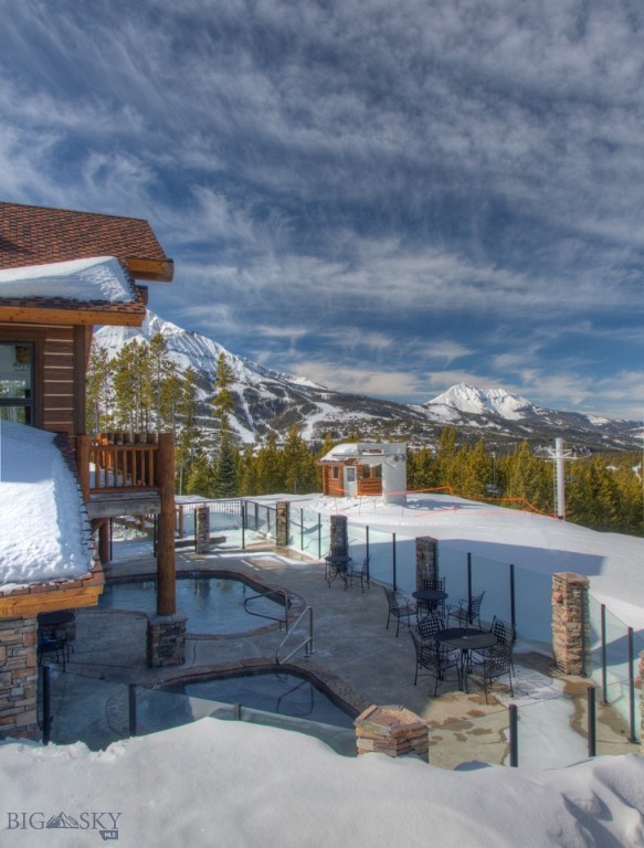 Cascade Ridge Condos - Residential