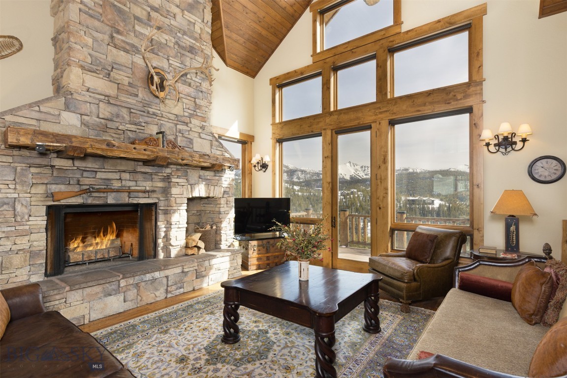 Cascade Ridge Condos - Residential