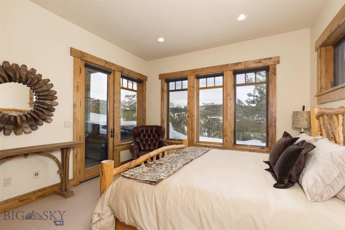 Cascade Ridge Condos - Residential