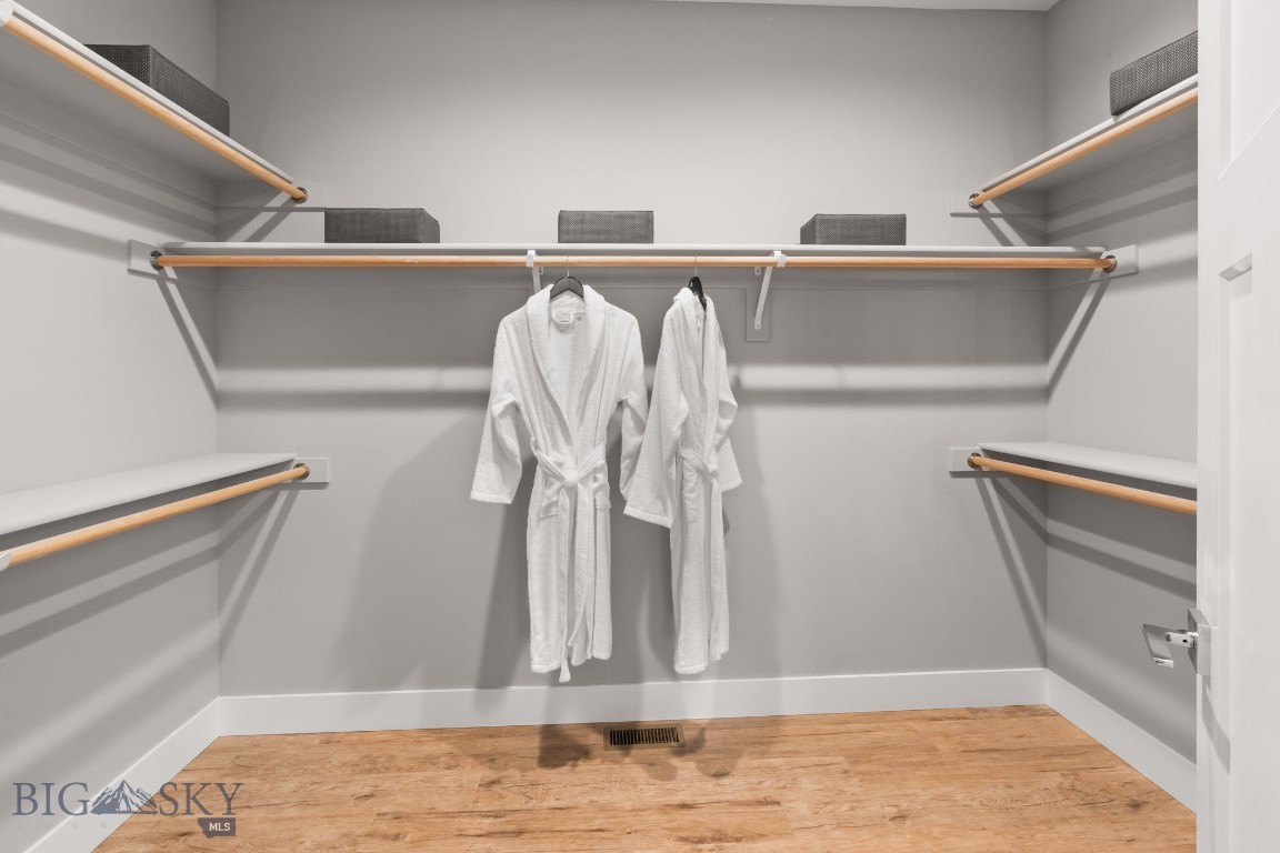 Belgrade, Montana 59714, United States, 3 Bedrooms Bedrooms, ,3 BathroomsBathrooms,Residential,Active,108010