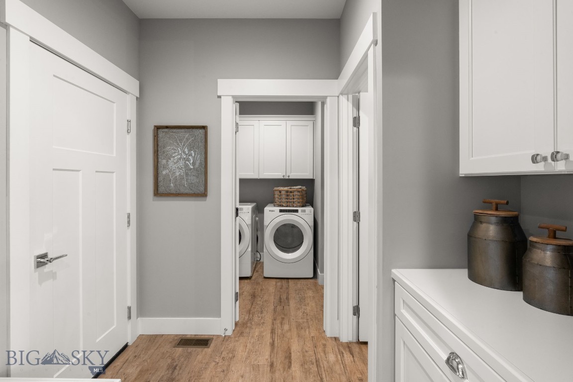 Belgrade, Montana 59714, United States, 3 Bedrooms Bedrooms, ,3 BathroomsBathrooms,Residential,Active,108010