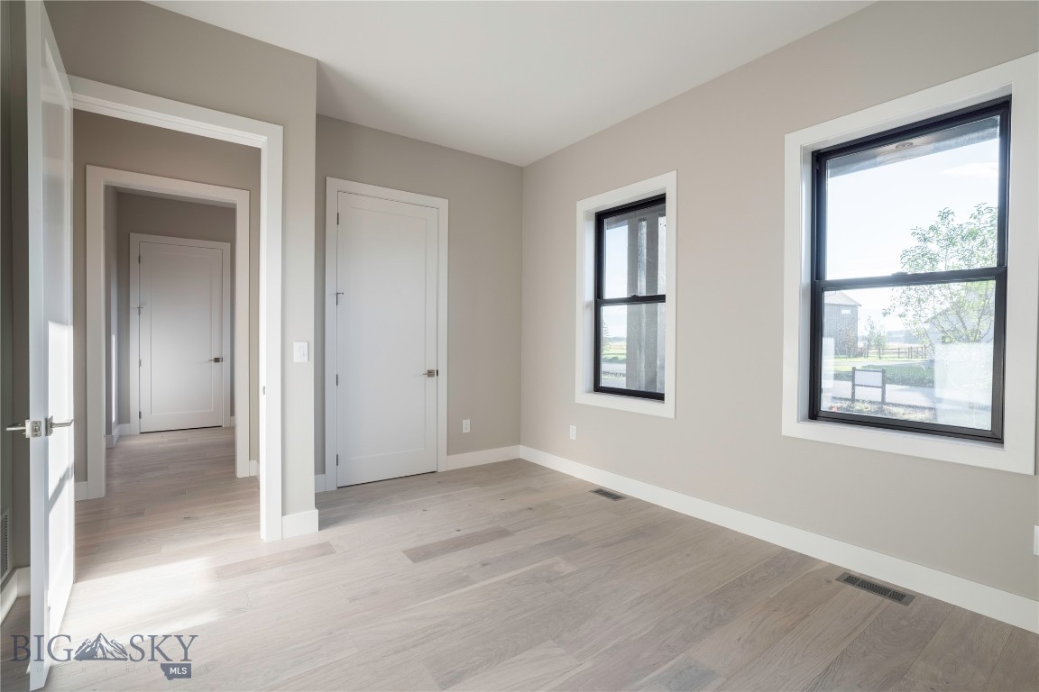 Creekside Meadows - Residential