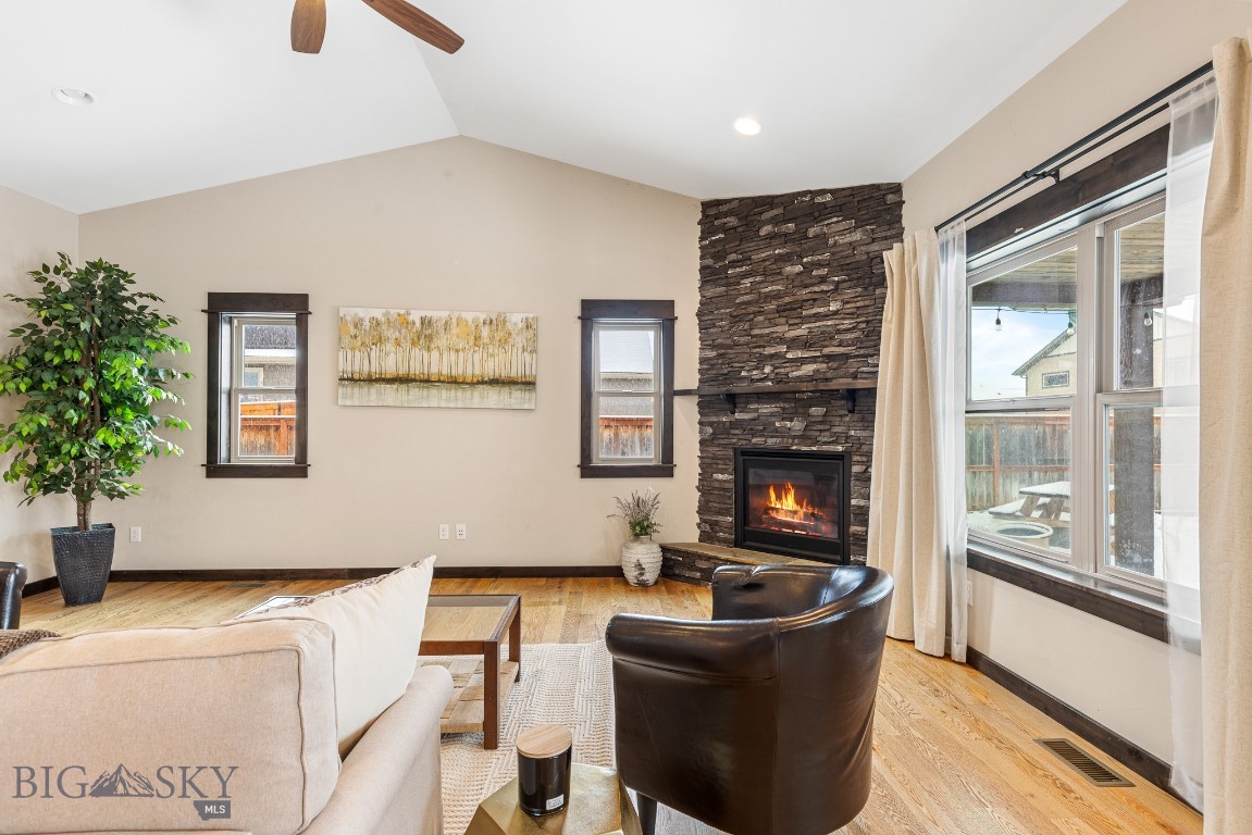 Ryen Glenn - Residential