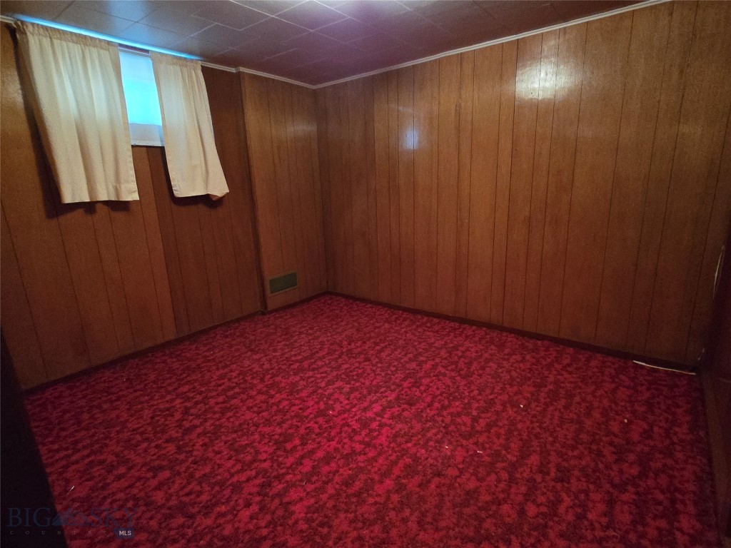 Butte, Montana 59701, United States, 4 Bedrooms Bedrooms, ,2 BathroomsBathrooms,Residential,Pending,153532