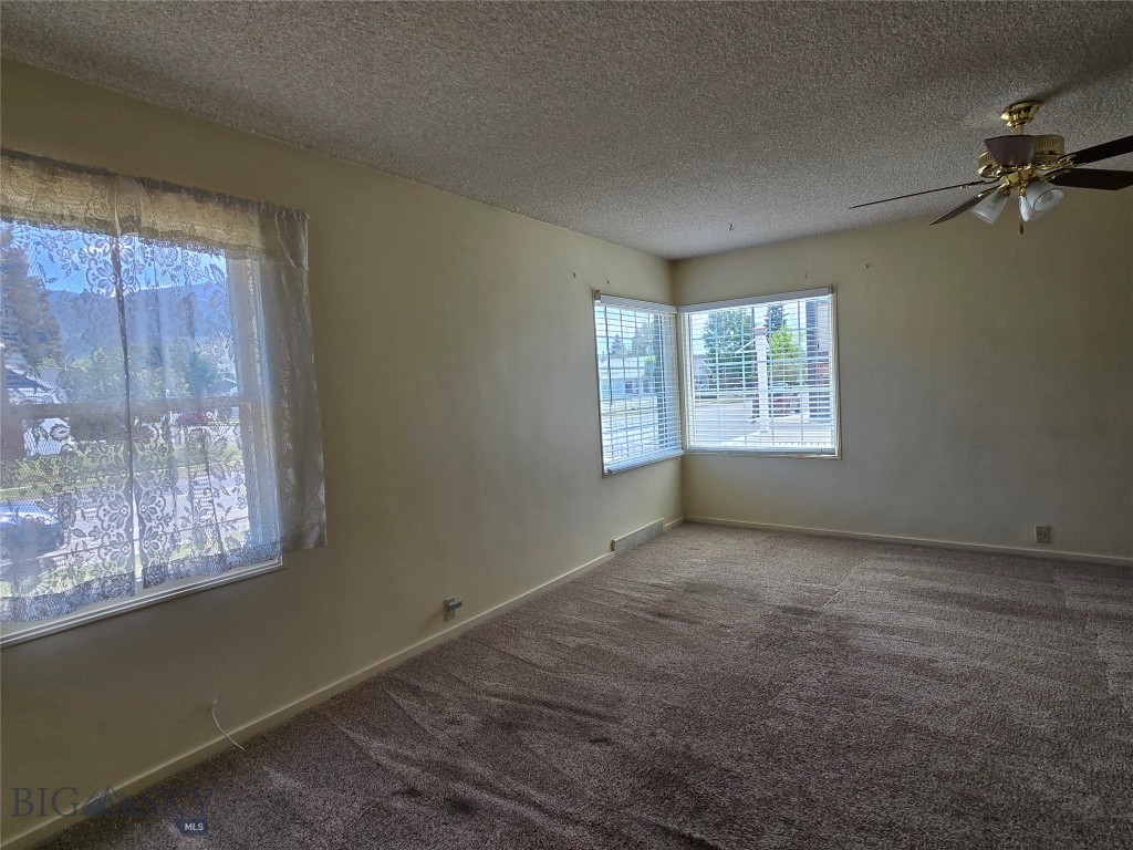 Butte, Montana 59701, United States, 4 Bedrooms Bedrooms, ,2 BathroomsBathrooms,Residential,Pending,153532