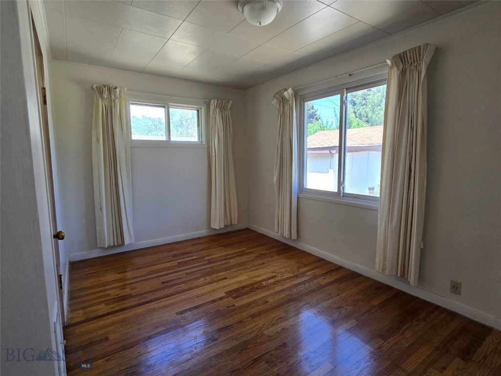 Butte, Montana 59701, United States, 4 Bedrooms Bedrooms, ,2 BathroomsBathrooms,Residential,Pending,153532