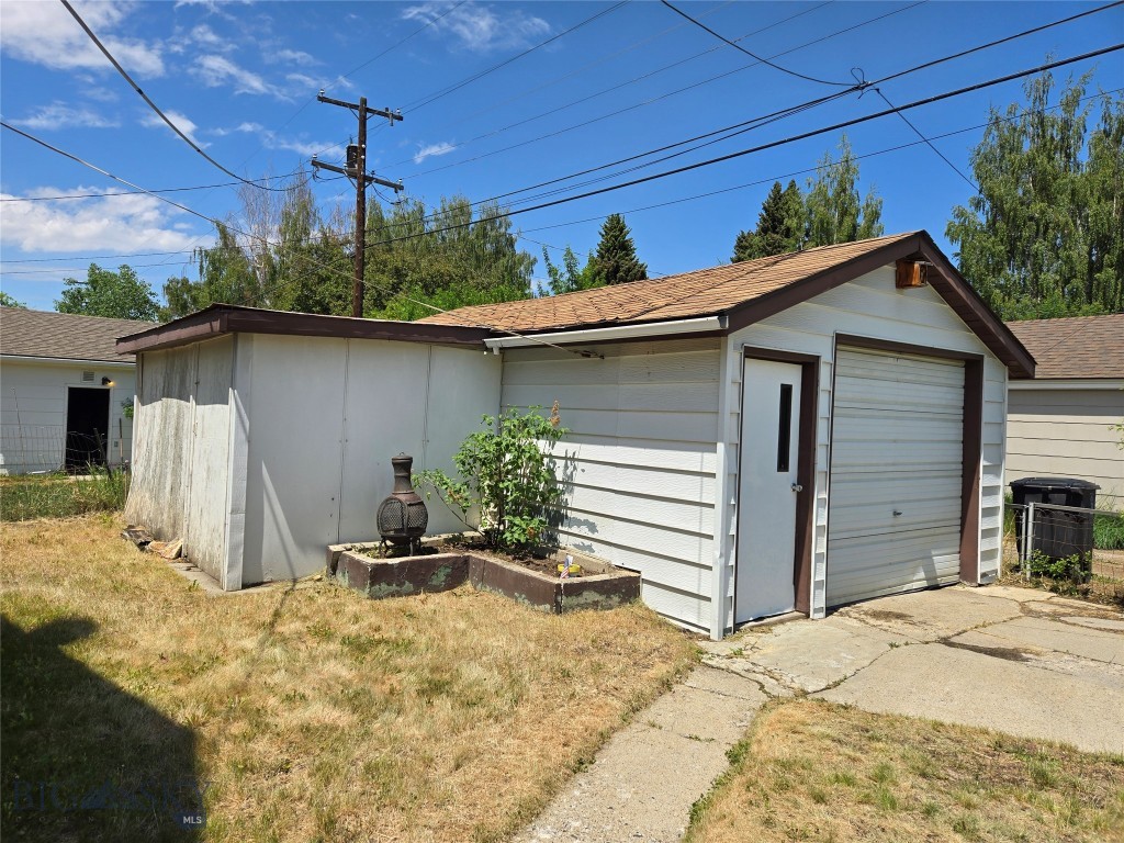 Butte, Montana 59701, United States, 4 Bedrooms Bedrooms, ,2 BathroomsBathrooms,Residential,Pending,153532