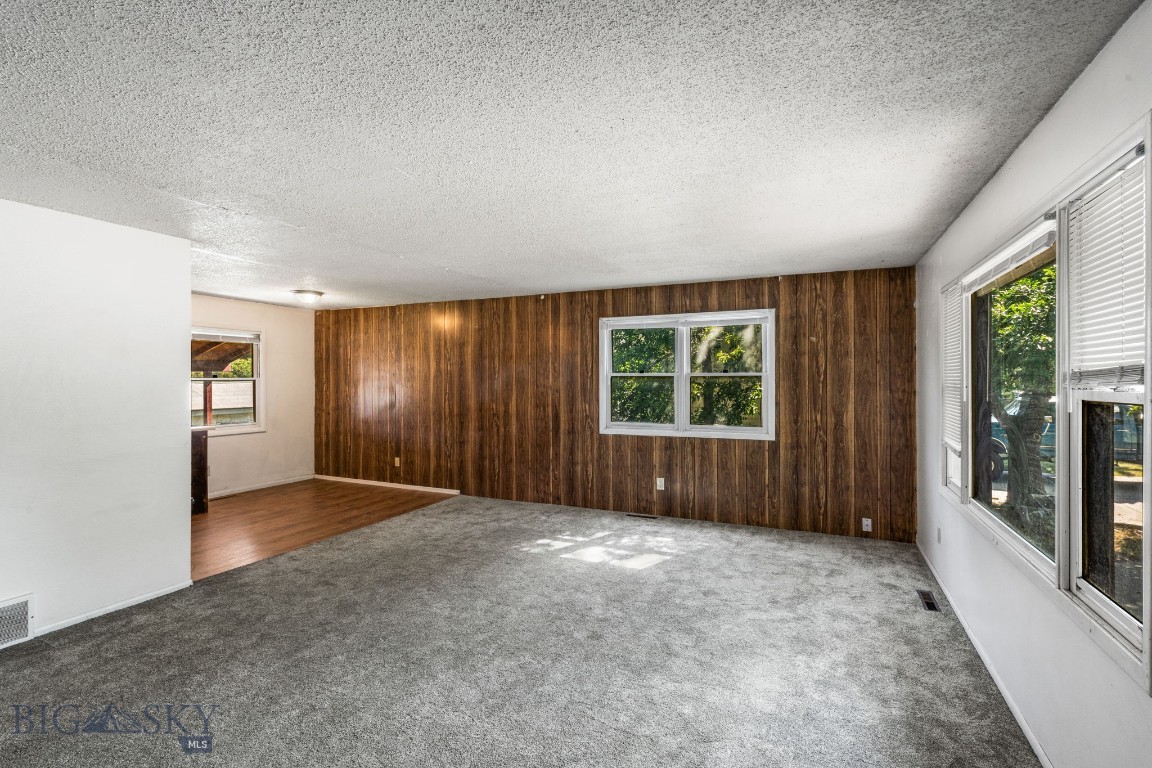 Grafs 1st Addition - Residential Income