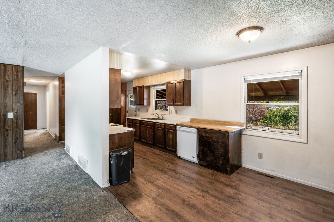 Grafs 1st Addition - Residential Income