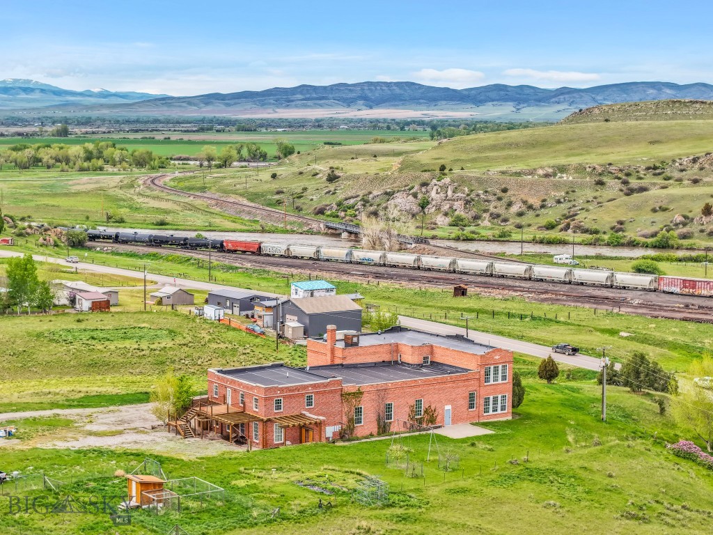 5400 Frontage Road