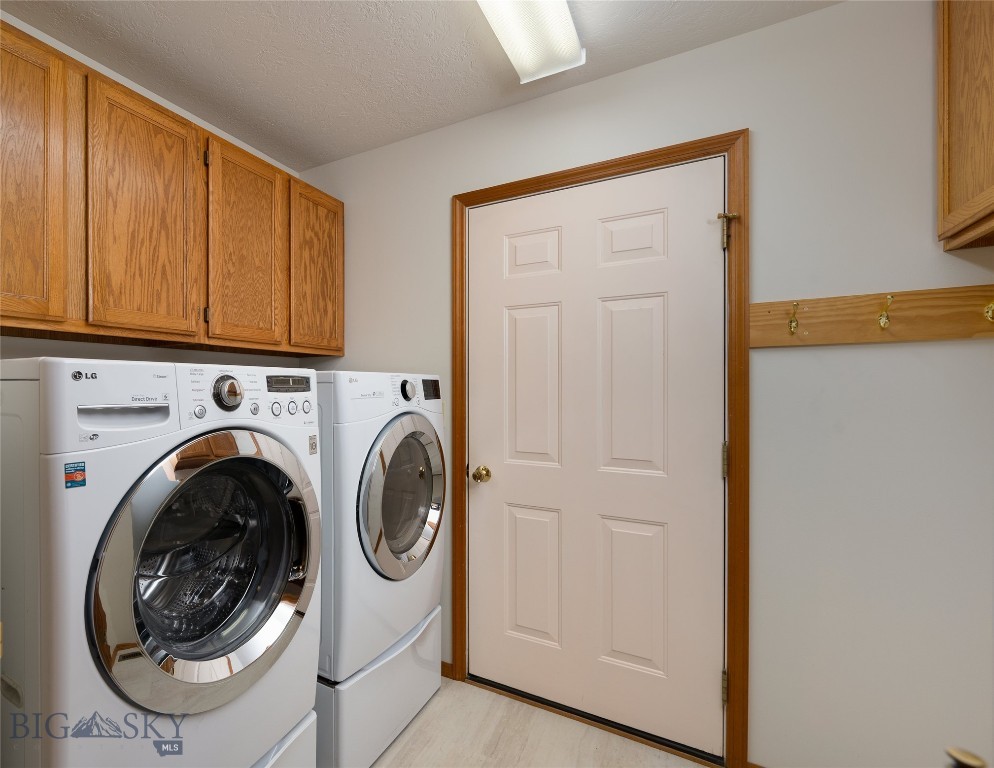 Highwood Est condo - Residential