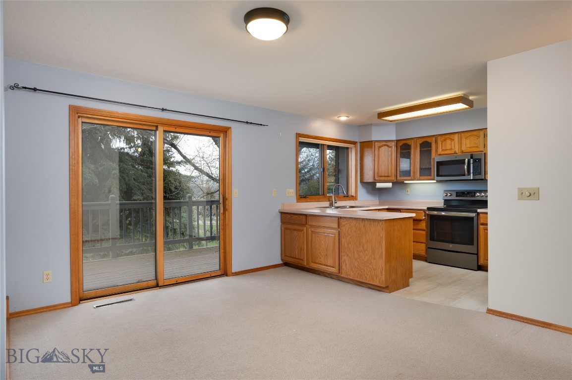 Highwood Est condo - Residential