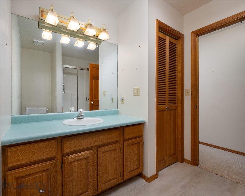 Highwood Est condo - Residential