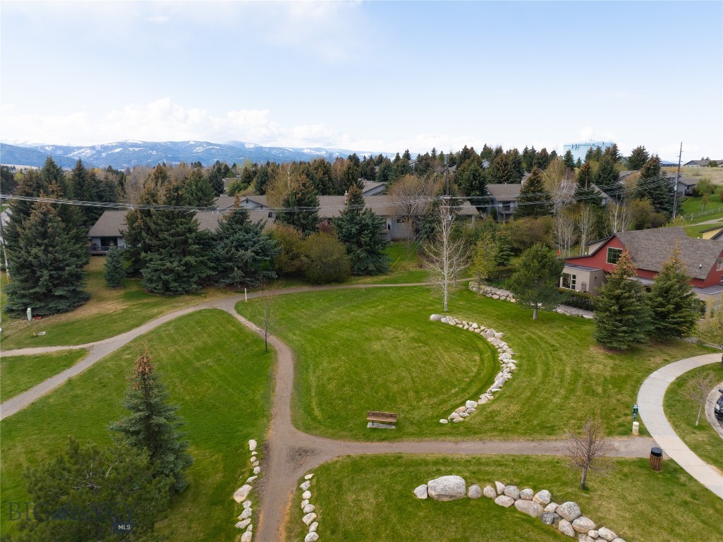 Highwood Est condo - Residential