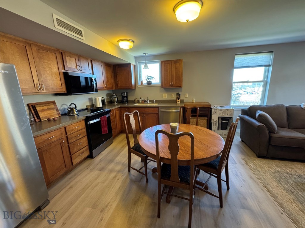 Aspen Grv Condo - Residential