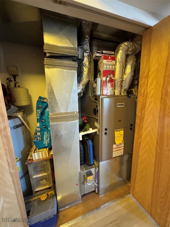 Aspen Grv Condo - Residential