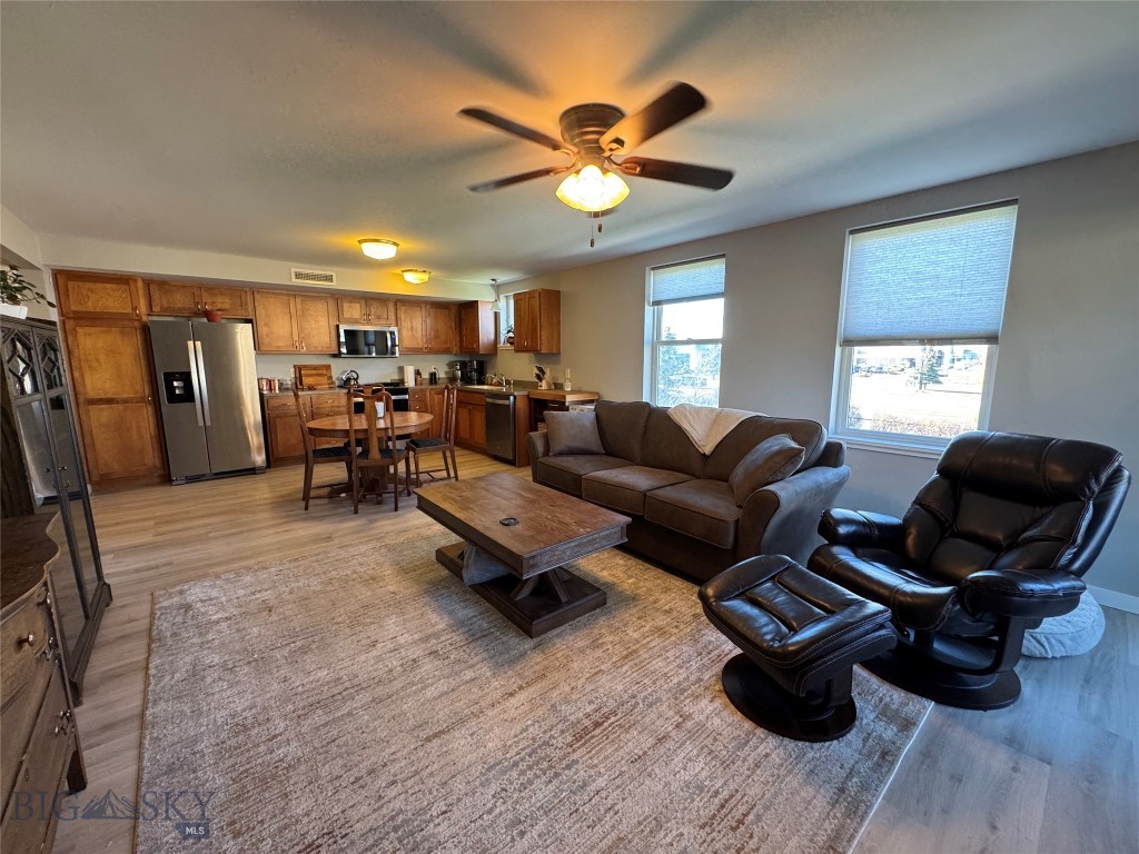 Aspen Grv Condo - Residential