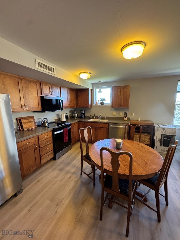 Aspen Grv Condo - Residential