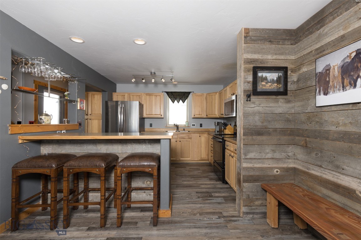 Deer Run Condos - Residential