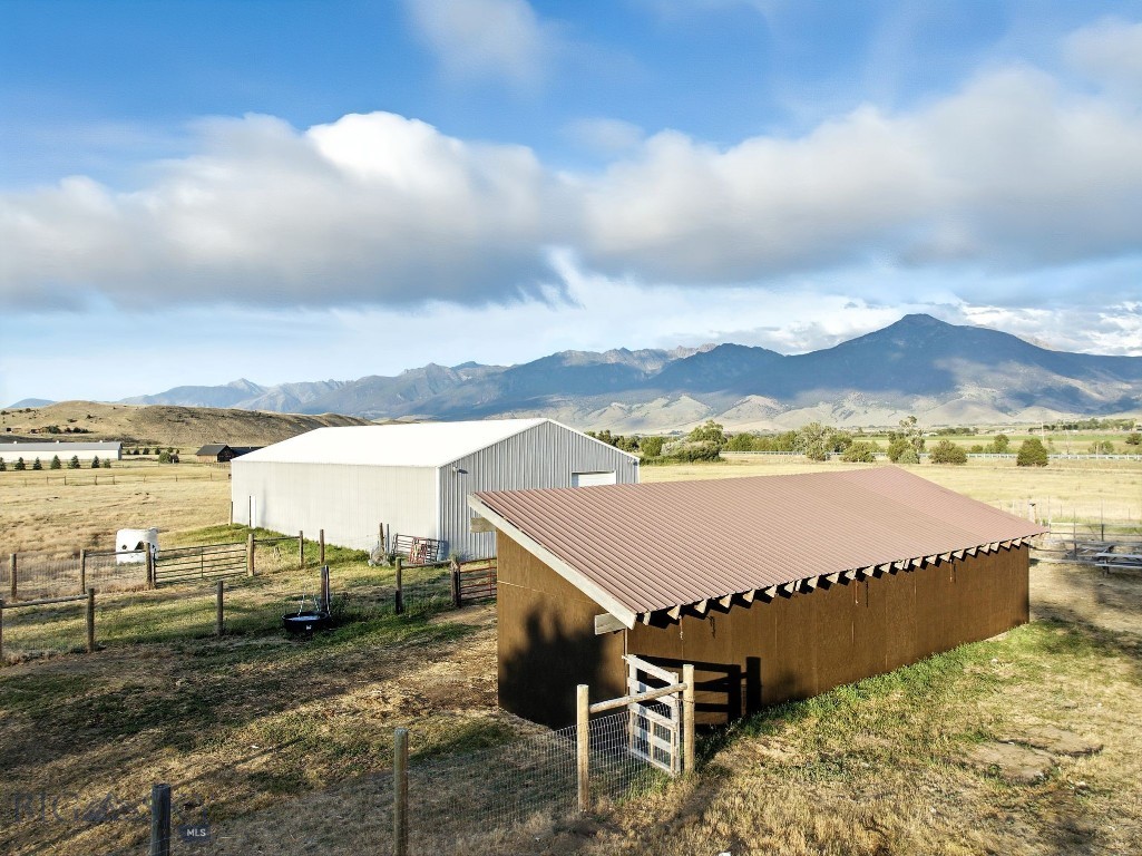 Yellowstone Gateway Estates - Residential