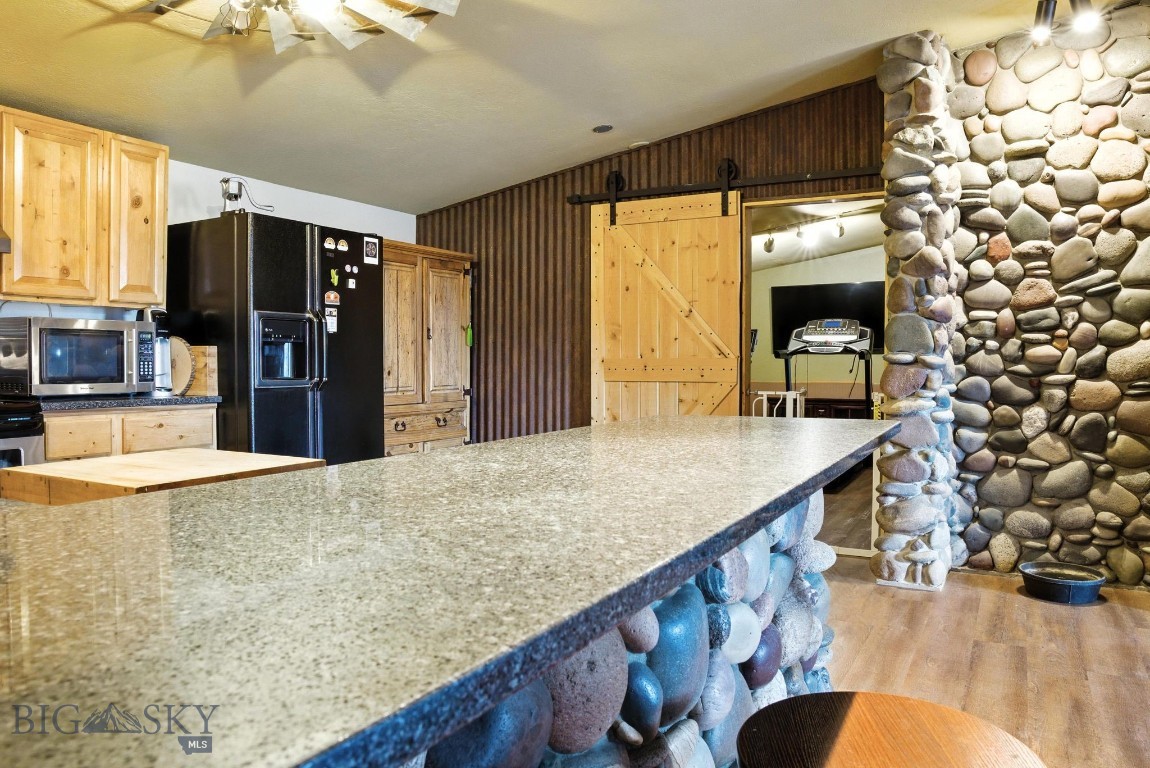 Yellowstone Gateway Estates - Residential