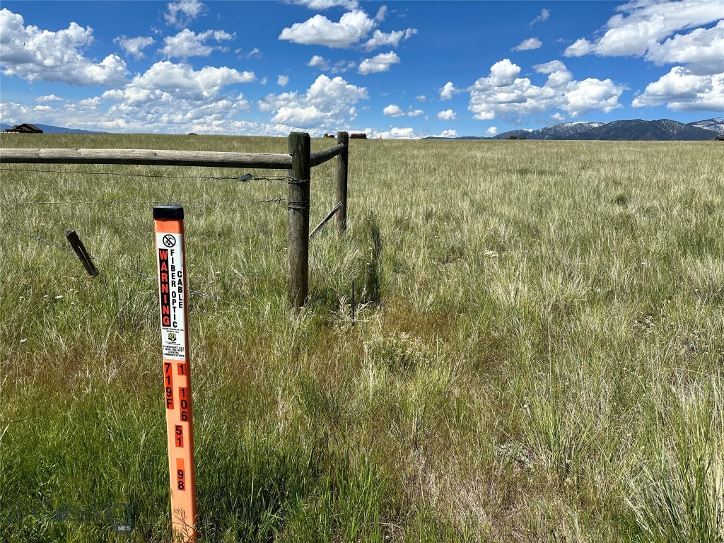 Mustang Ranches - Land