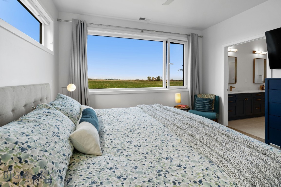 Bozeman, Montana 59718, United States, 3 Bedrooms Bedrooms, ,3 BathroomsBathrooms,Residential,Contingent,128215