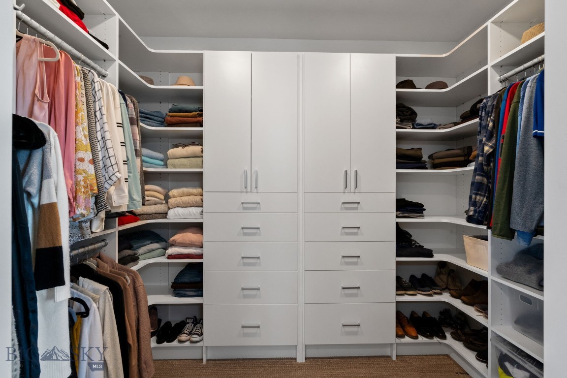 Bozeman, Montana 59718, United States, 3 Bedrooms Bedrooms, ,3 BathroomsBathrooms,Residential,Contingent,128215