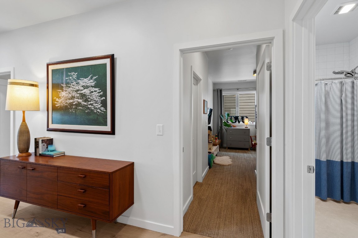 Bozeman, Montana 59718, United States, 3 Bedrooms Bedrooms, ,3 BathroomsBathrooms,Residential,Contingent,128215