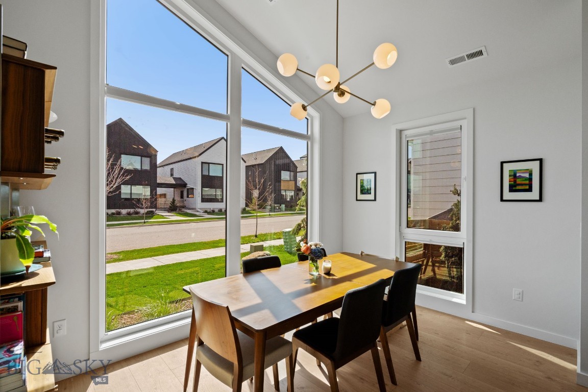 Bozeman, Montana 59718, United States, 3 Bedrooms Bedrooms, ,3 BathroomsBathrooms,Residential,Contingent,128215