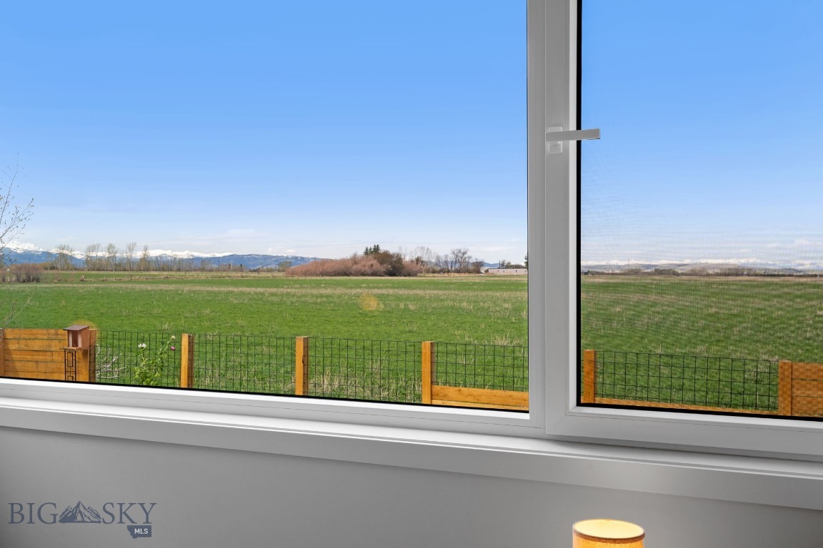 Bozeman, Montana 59718, United States, 3 Bedrooms Bedrooms, ,3 BathroomsBathrooms,Residential,Contingent,128215