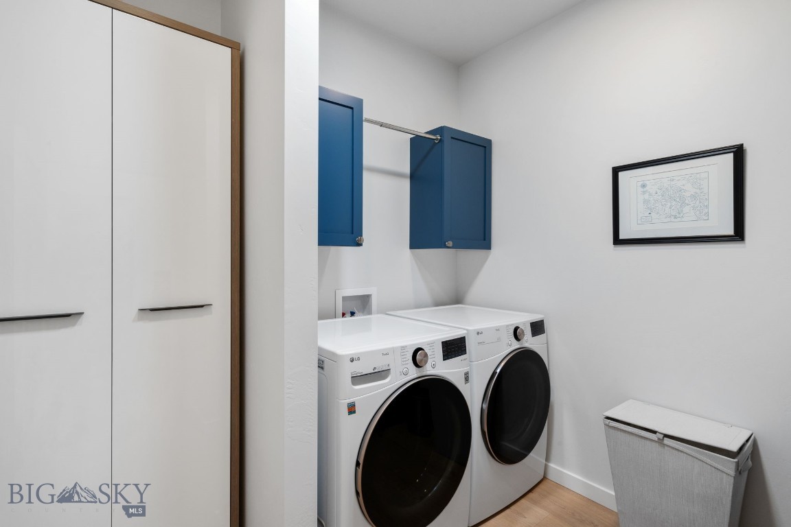 Bozeman, Montana 59718, United States, 3 Bedrooms Bedrooms, ,3 BathroomsBathrooms,Residential,Contingent,128215