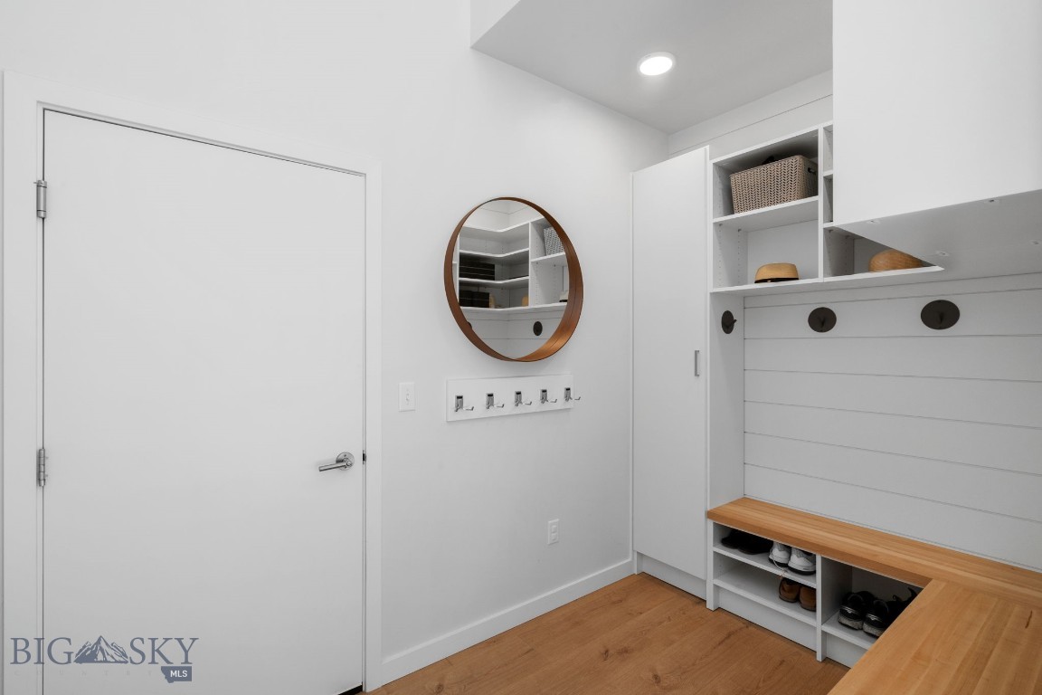 Bozeman, Montana 59718, United States, 3 Bedrooms Bedrooms, ,3 BathroomsBathrooms,Residential,Contingent,128215