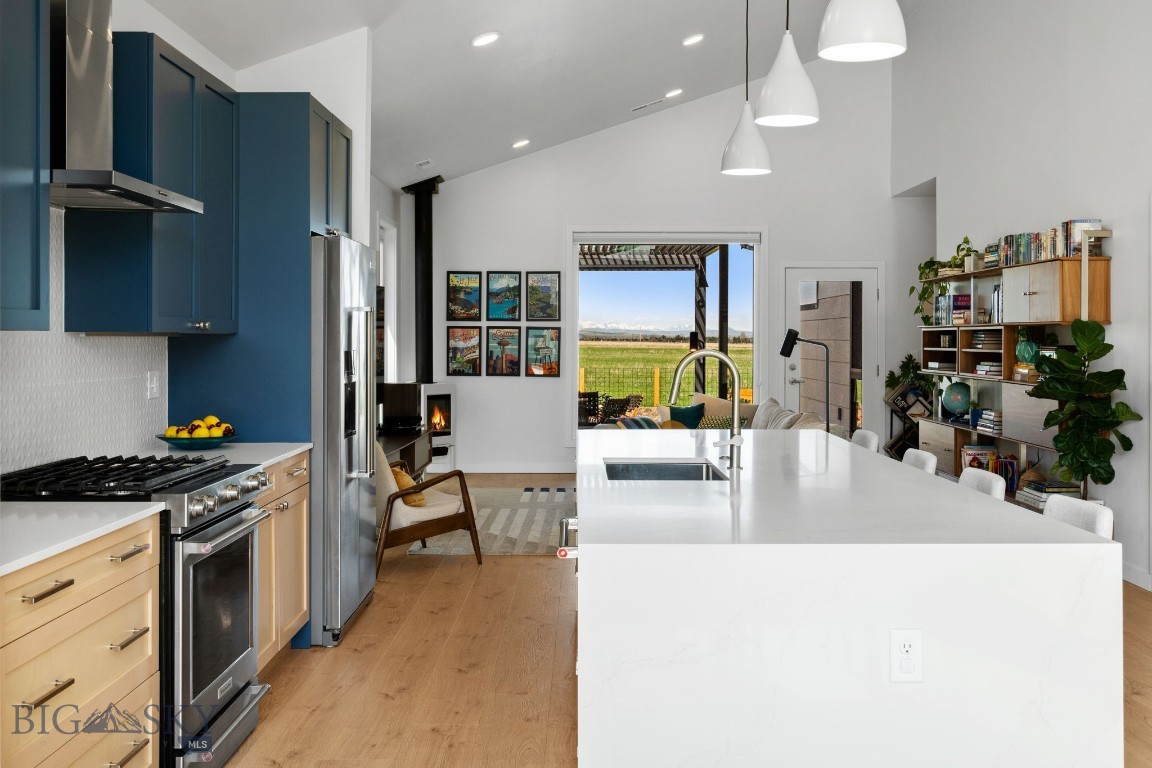 Bozeman, Montana 59718, United States, 3 Bedrooms Bedrooms, ,3 BathroomsBathrooms,Residential,Contingent,128215