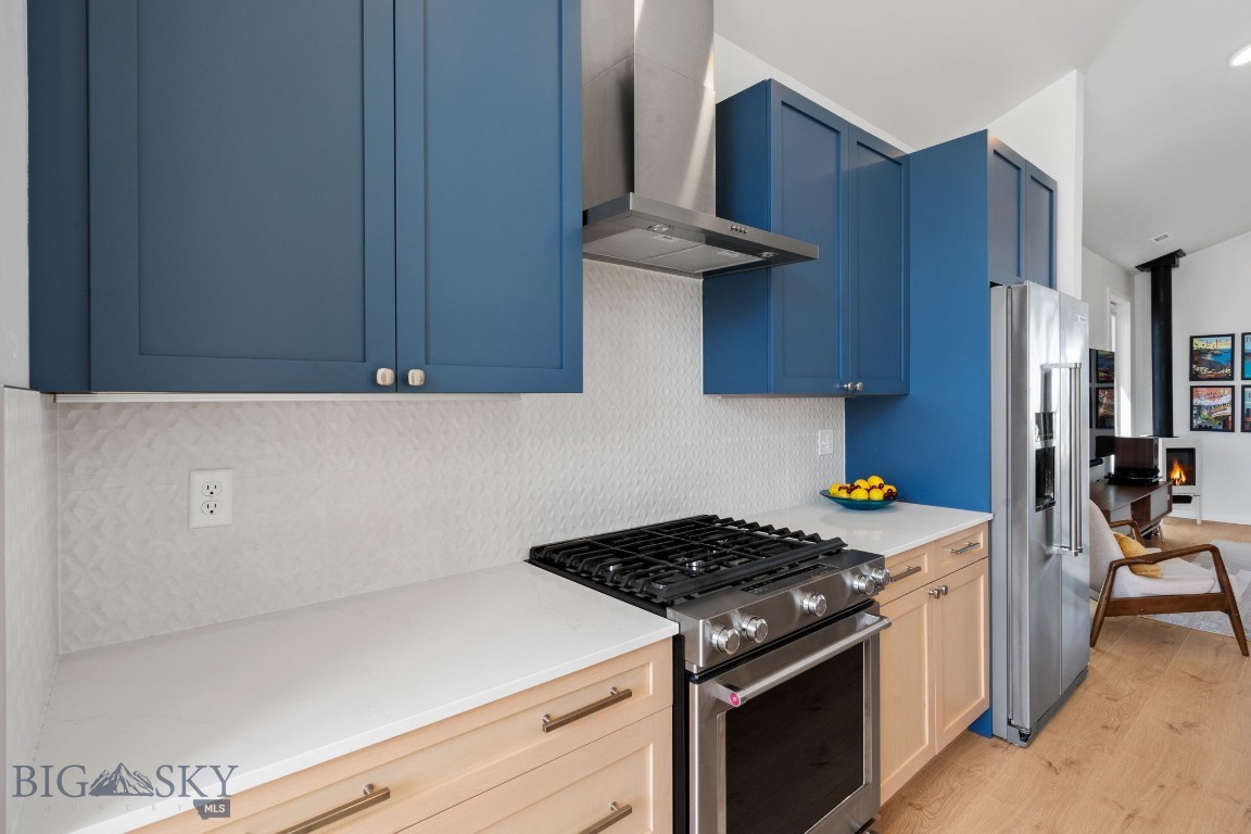 Bozeman, Montana 59718, United States, 3 Bedrooms Bedrooms, ,3 BathroomsBathrooms,Residential,Contingent,128215