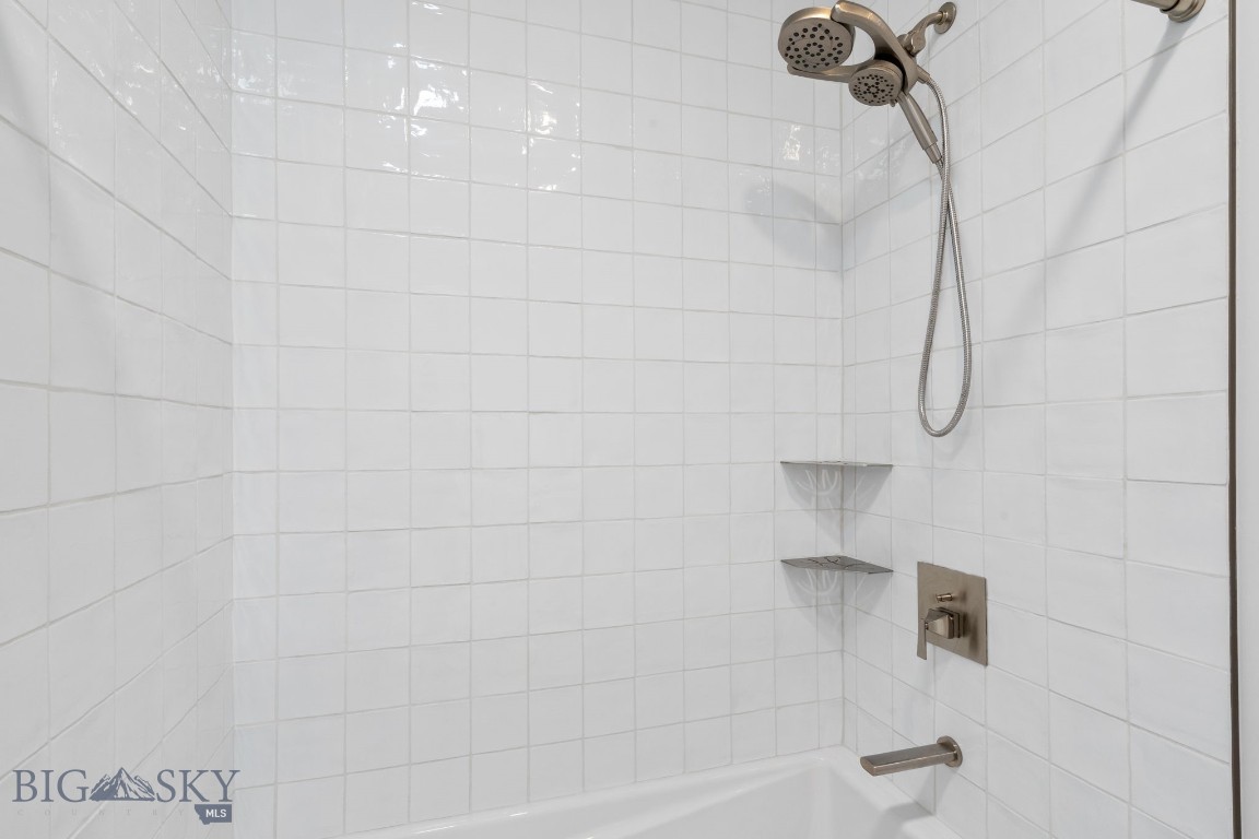 Bozeman, Montana 59718, United States, 3 Bedrooms Bedrooms, ,3 BathroomsBathrooms,Residential,Contingent,128215