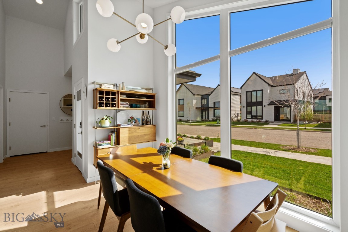 Bozeman, Montana 59718, United States, 3 Bedrooms Bedrooms, ,3 BathroomsBathrooms,Residential,Contingent,128215