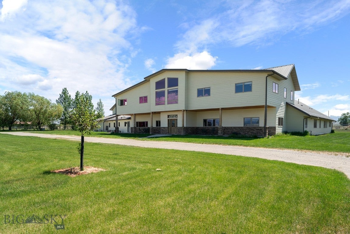 3140 Emily Lane
